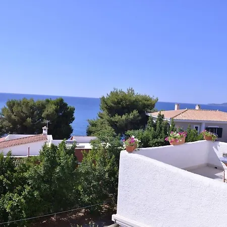 St Emilianos 2bd With Splendid View Vergaiika
